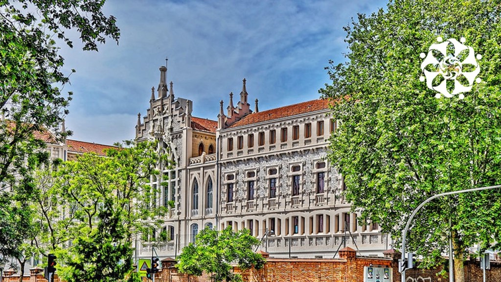 VISITAS GUIADAS AL COLEGIO y CAPILLA&nbsp;GÓTICA